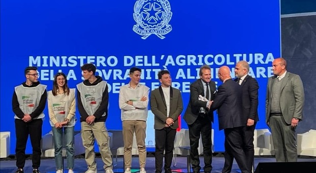 Al Vinitaly 5 premi all'Agrario
