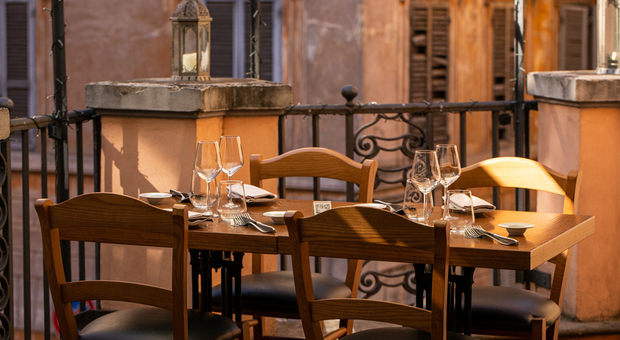 Roma, una gnoccheria tra terrazzine ed ex alcove riadattate a salette e l’estro di due chef: è la nuova vita di “Giulia Restaurant”