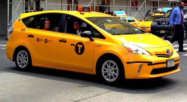 Una Toyota Prius adibita a taxi