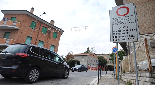 Perugia, ordinanza anti smog:stop auto fino alle Euro 3