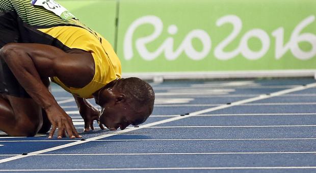 Rio 2016, leggenda Bolt: si prende anche i 200 metri