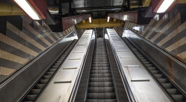 L’odissea metro A: una stazione chiusa ogni cinque giorni