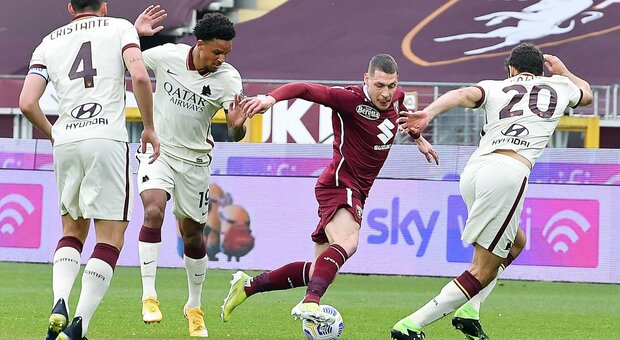 Le pagelle di Torino-Roma 3-1: Fazio imbarazzante (4), Villar non pervenuto (4,5), si salva Mayoral (6)