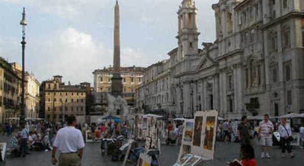 Piazza Navona, arrestato pittore ambulante, estorceva denaro ai suoi colleghi