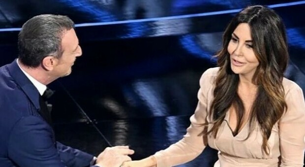 Sanremo, Sabrina Ferilli chiude il caso: «Amadeus, ti voglio bene». Cosa ha scritto su Instagram
