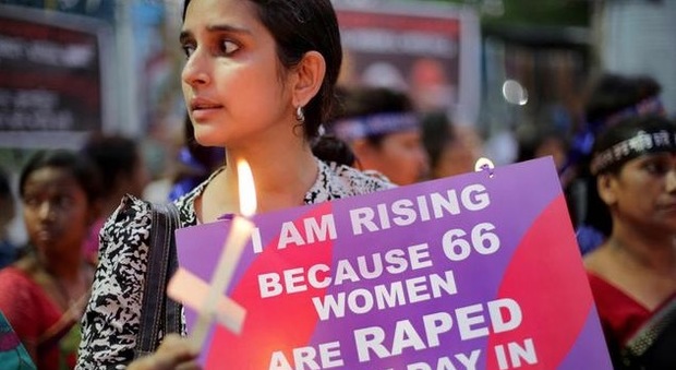 India, orrore in un ospedale: cinque infermieri stuprano una paziente