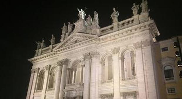 Roma, la basilica di San Giovanni in Laterano ha una nuova illuminazione: ci sono 106 proiettori