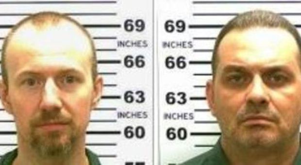 New York, fermato il secondo detenuto evaso dal carcere di massima sicurezza: ferito al torace dagli agenti
