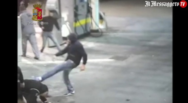 Aggressione ai tifosi della Juve sulla A1, arrestati tre ultrà del Napoli