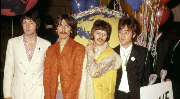 Beatles, la nuova canzone Now and Then uscirà il 2 novembre: ecco come sono riusciti a far cantare di nuovo John Lennon