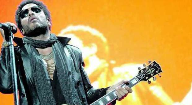 Lenny Kravitz stasera al Forum, ​il concerto è già sold-out