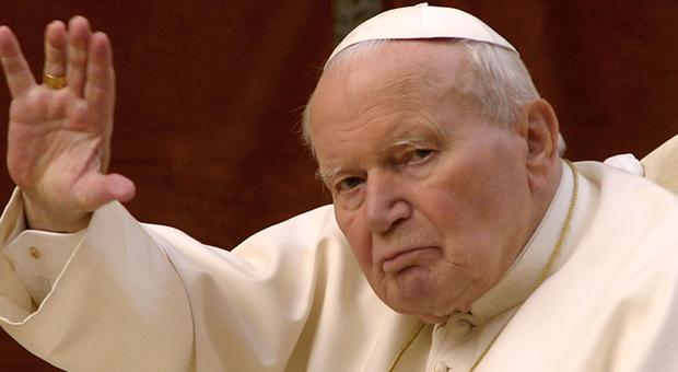 Wojtyla, 12 anni fa l'ultimo saluto al papa amato da tutti