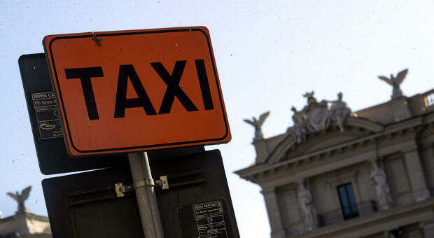 Taxi gratis all'uscita della discoteca: via alla sperimentazione. C'è anche il Praja