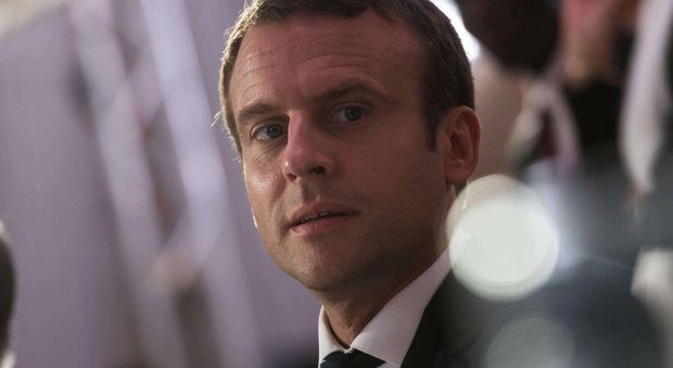 Francia, altri due pezzi da “novanta” lasciano il governo Macron