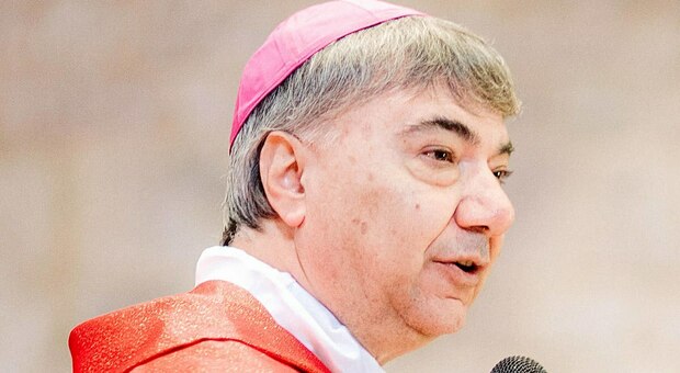 L’arcivescovo don Mimmo Battaglia