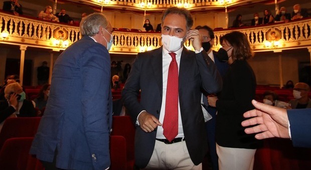 Catello Maresca candidato sindaco: «Salvini si rimangi gli insulti rivolti a Napoli»