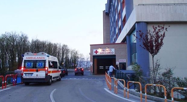 L'ingresso del pronto soccorso dell'ospedale "Spaziani" di Frosinone
