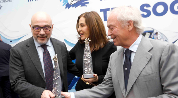 Il direttore del Mattino Francesco de Core riceve il Nauticsud Award
