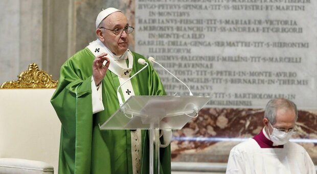 Papa Francesco pensa al Natale: «Chiediamoci cosa posso fare per gli altri»