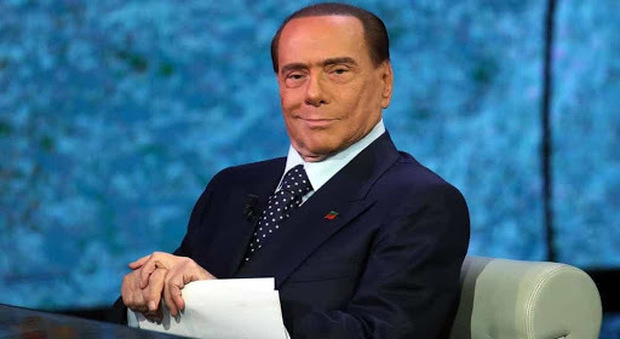 Berlusconi attacca il governo: «Ritardi intollerabili, subito investimenti al Sud»