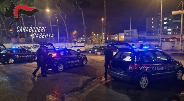 Arrestato giovane nel Casertano: aggrediva genitori per soldi della droga