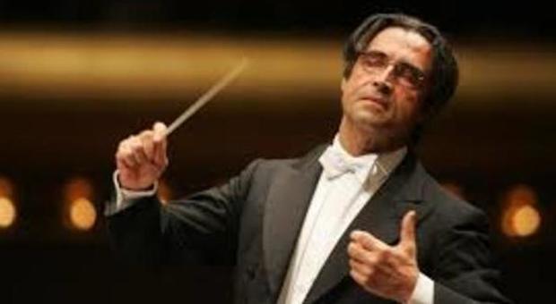 Paura per Riccardo Muti, il maestro operato a Ravenna
