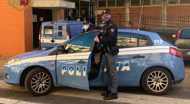 Roma, maxi-furto in tabaccheria: i ladri forzano la cassaforte e scappano con 50mila euro