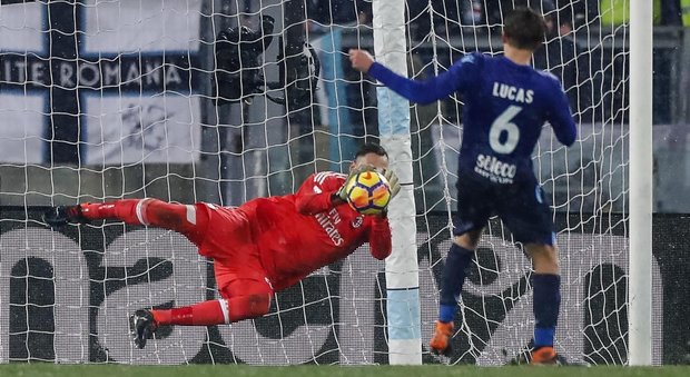 Lazio ko ai rigori 4-5: in finale con la Juve passa il Milan