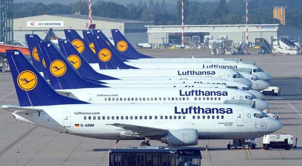 Lufthansa, lo Stato tedesco pronto a immettere 9 miliardi di euro nella compagnia per salvarla dal fallimento