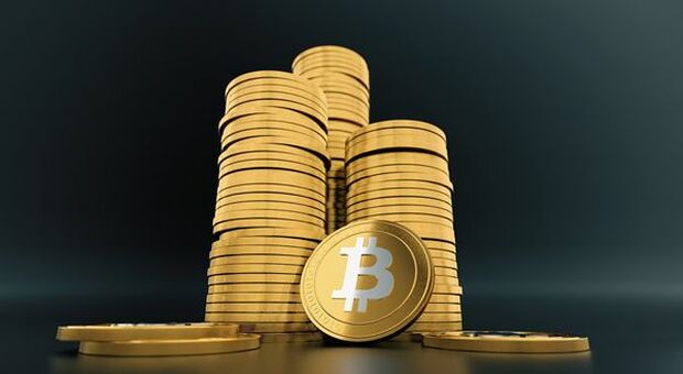 Bitcoin in caduta. Fine di una bolla?