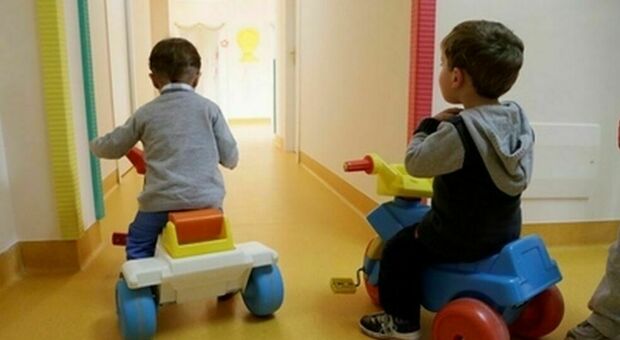 Bonus baby sitter, Bonetti: «Voucher anche a genitori in smart working con figli piccoli»