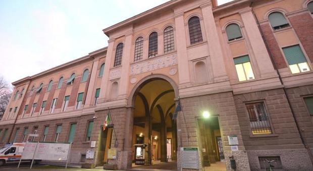 Bologna, indagato ex direttore del Sant'Orsola: non denunciò la morte di un neonato