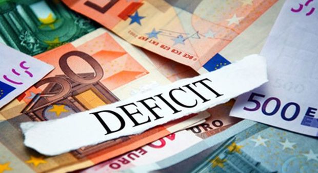 Istat, peggiora il deficit nel 3° trimestre. Giù anche la pressione fiscale