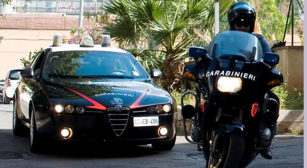 Osimo, cocaina e soldi nascosti in cantina: scoperto dai carabinieri