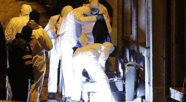 Belgio: due morti in blitz anti-terrorismo. «Jihadisti legati a Coulibaly», altre sparatorie nelle notte
