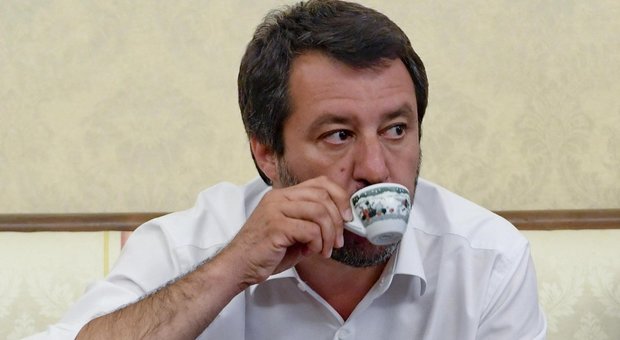 Salvini a Napoli, salta la visita a Scampia: «Parlerò di lavoro e sicurezza»