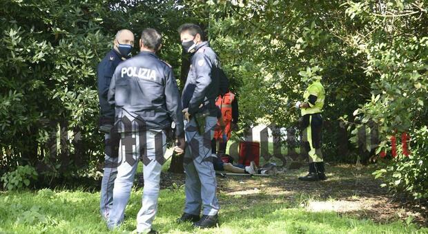 Latina, morto al Parco Falcone e Borsellino: probabile overdose
