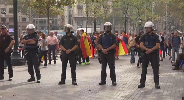 Catalogna, Paese si ferma per protesta contro gli arresti