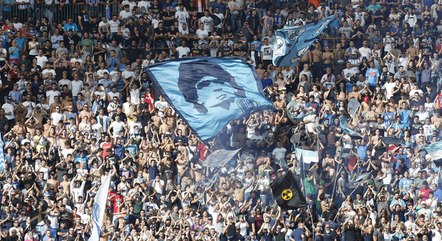 Il Napoli annuncia lotta ai bagarini «Due arresti e 50 biglietti ritirati»