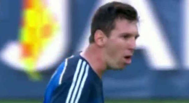 Messi vomita in campo