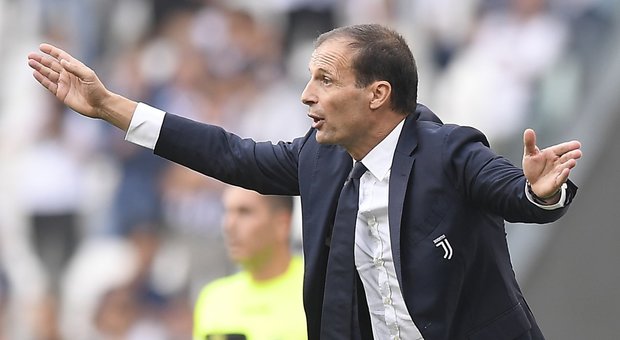 Juventus, Allegri: «Douglas Costa? Queste cose non devono succedere»