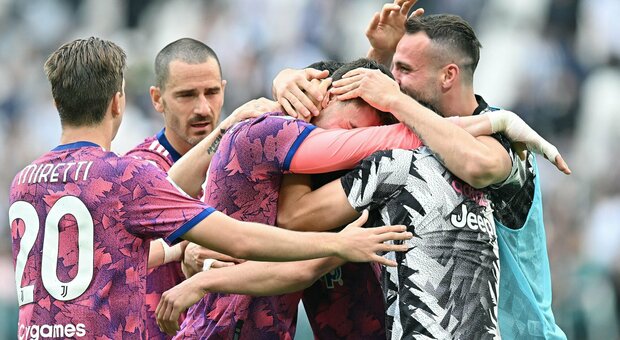 La Juventus vince 2-0 a Bergamo, Allegri conquista il secondo posto ai danni della Lazio
