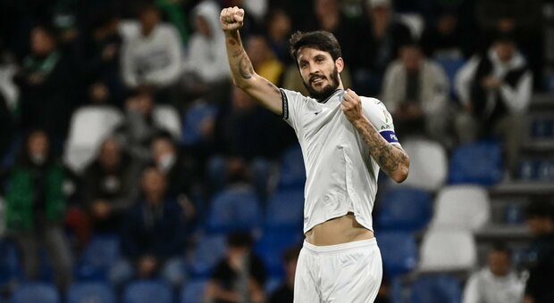 Sassuolo-Lazio 0-2, dominio biancoceleste al Mapei: Felipe Anderson e Luis Alberto regalano la terza vittoria di fila a Sarri