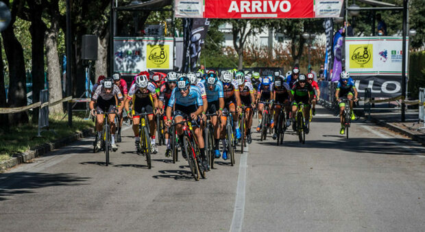 Una partenza del Giro d'Italia Ciclocross