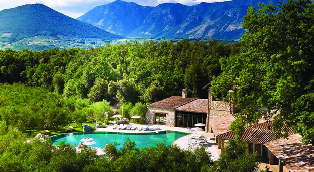 First dates hotel sbarca in Campania: il reality più amato d'Inghilterra nel resort