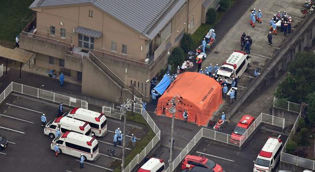 Giappone, strage in un centro disabili: 19 morti accoltellati