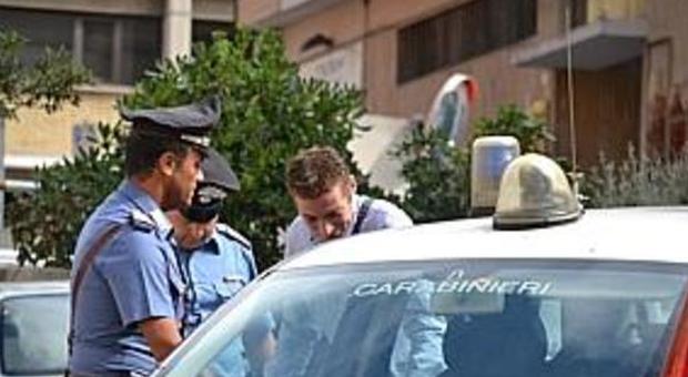 Omar Turchi portato via dai carabinieri