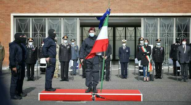 Livorno, consegnata la Bandiera di Guerra al Gis dei Carabinieri