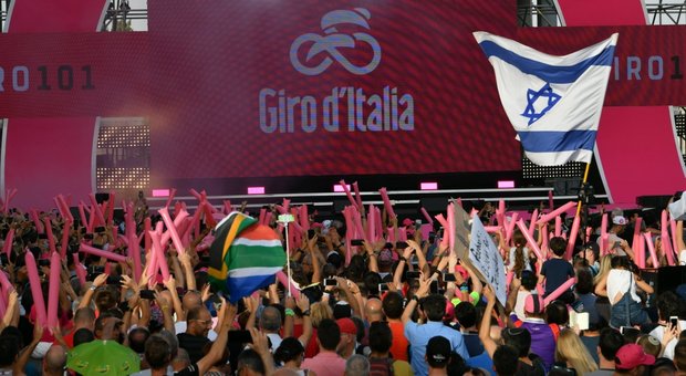Giro d'Italia, domani il via a Gerusalemme: crono a pochi metri dal Santo Sepolcro