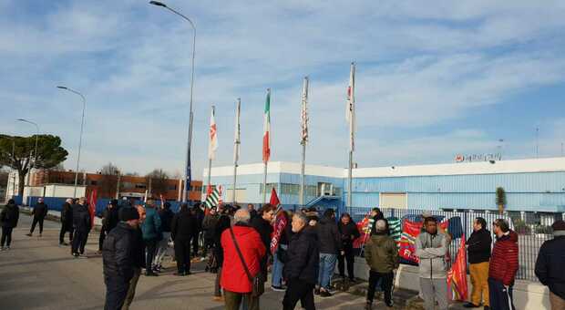 Gruppo Mondial, riprende lo sciopero, i sindacati: «Saltato l impegno sulle retribuzioni»
